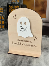 Load image into Gallery viewer, Ghost Countdown to Halloween Sign
